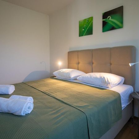 Apartments Gaja Green Ap Sveti Filip i Jakov Exteriér fotografie