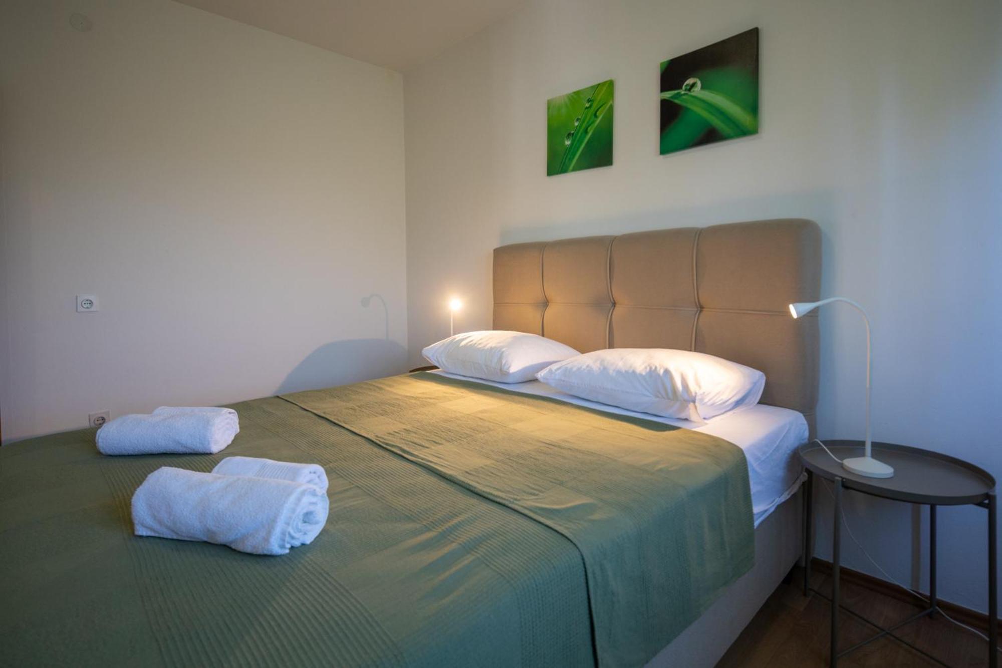 Apartments Gaja Green Ap Sveti Filip i Jakov Exteriér fotografie
